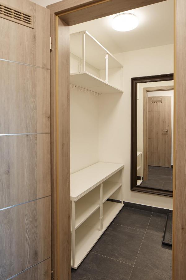 Lucni Apartman Tymiana Cerny Dul Exterior photo